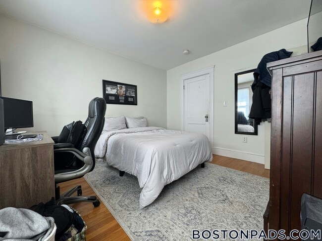 Photo - 138 Nonantum St
