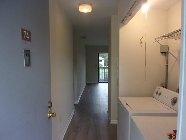 Photo - 700 W Pope Rd