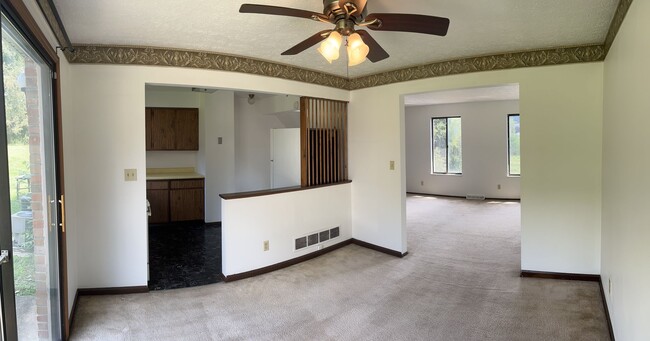 Photo - 2 Bedroom 1 Bathroom Townhouse in Shaler Area School District