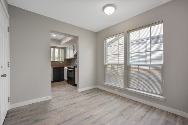 Photo - 9011 Sanger Dr