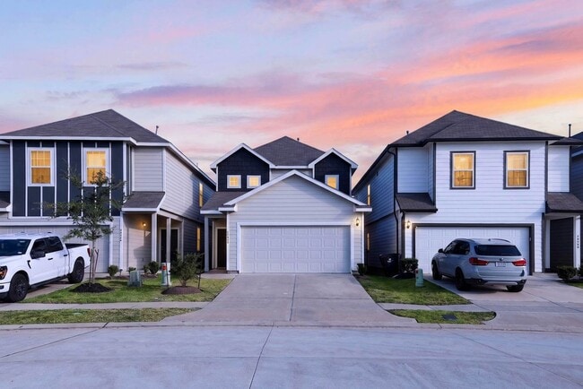 Building Photo - 24839 Goldoni Dr
