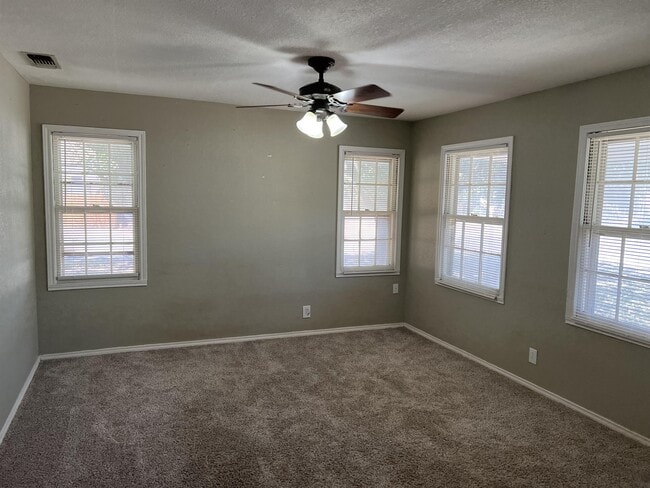 Photo - 2519 35th St