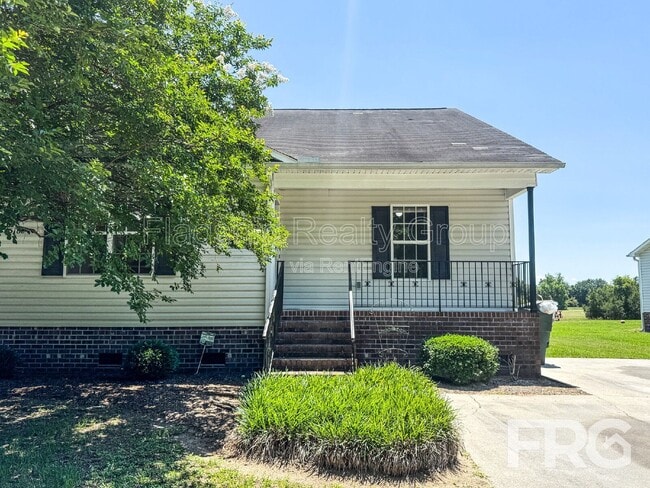 Photo - 5180 Deveron St Unit B