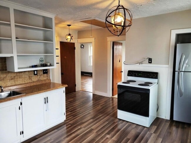 755 Franklin St Unit 2