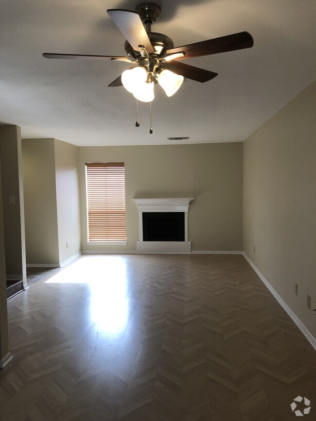 Building Photo - 18511 Egret Bay Blvd #209 Rental