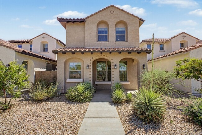 2934 N 71st Pl