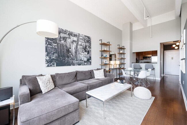 Photo - 1500 Hudson St Unit 9K