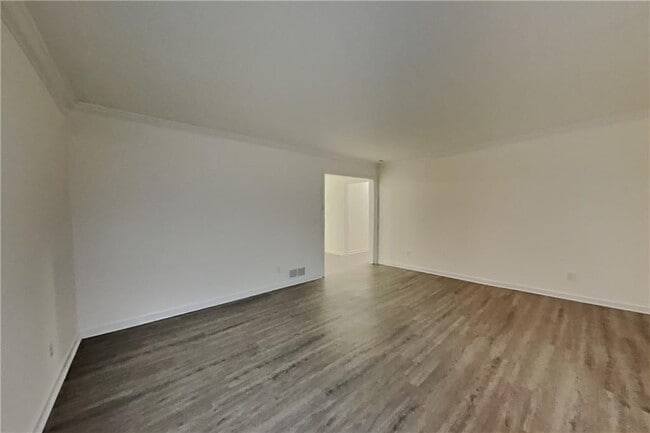 Photo - 3350 Turtle Lake Club Dr SE