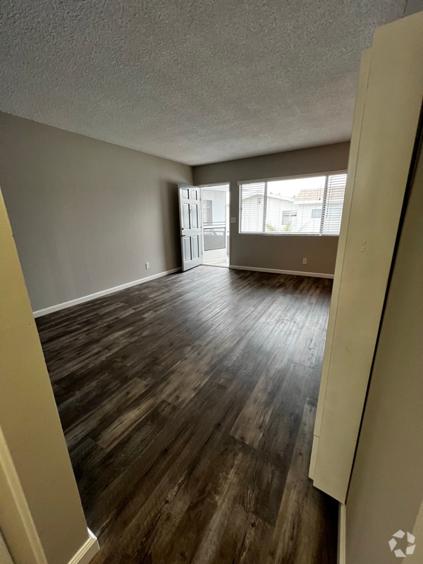 Building Photo - 5329 Ruby St Rental