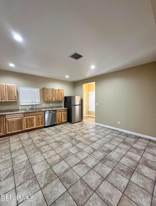 Photo - 14772 Kurthwood