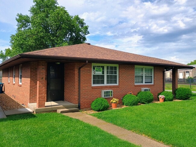 Photo - 607 W North St
