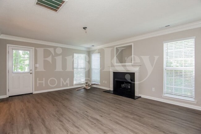 Photo - 1868 Colin Creek Ln