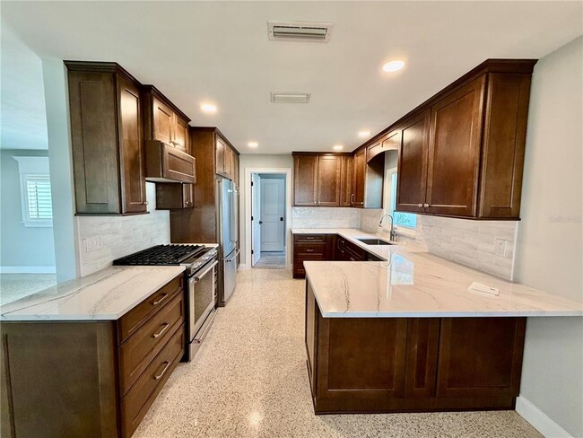 Photo - 17045 Dolphin Dr