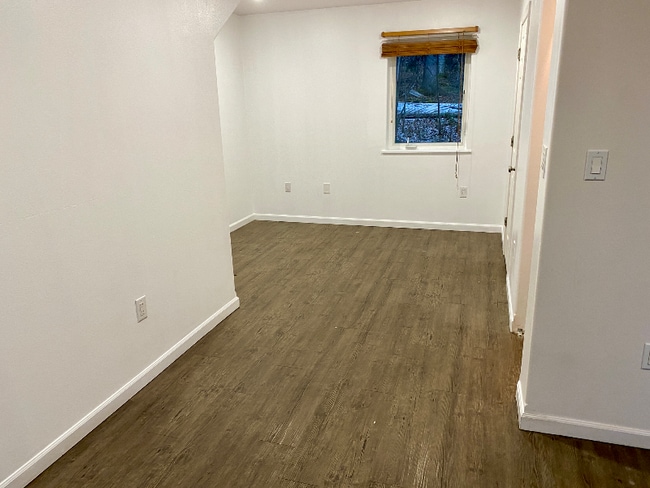 Photo - 305 Sarah St Unit A