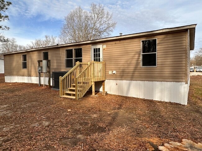 Photo - 113 Willow St