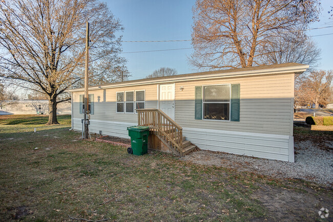 Building Photo - 205 North St Rental