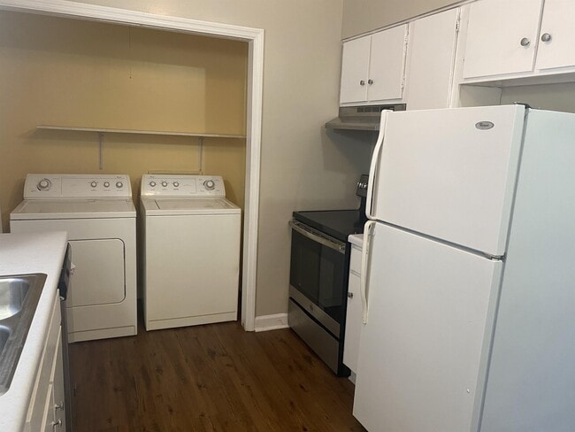 Photo - 7602 Hunt Club Rd