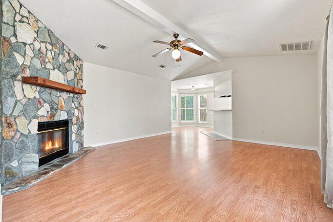 148 Meadowbrook Ct