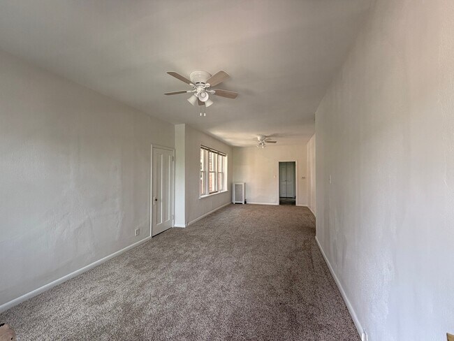 Photo - 3850 De Tonty St Unit 3852