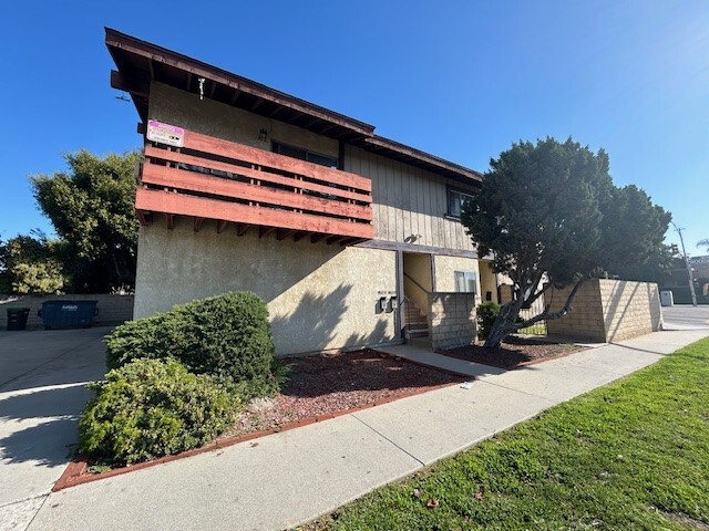 Photo - 10213 Somerset Blvd Unidad 10215