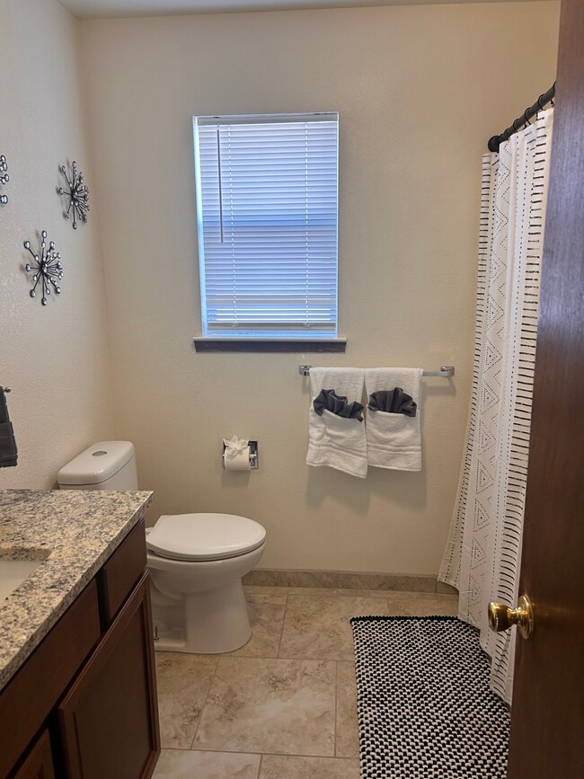 Photo - 2640 Fairway Dr