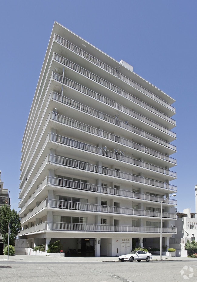 2030 Vallejo Street