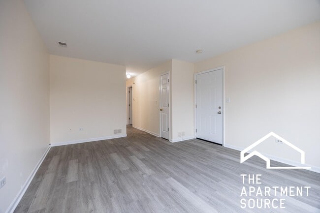 Photo - 6323 W Fullerton Ave Unit 3