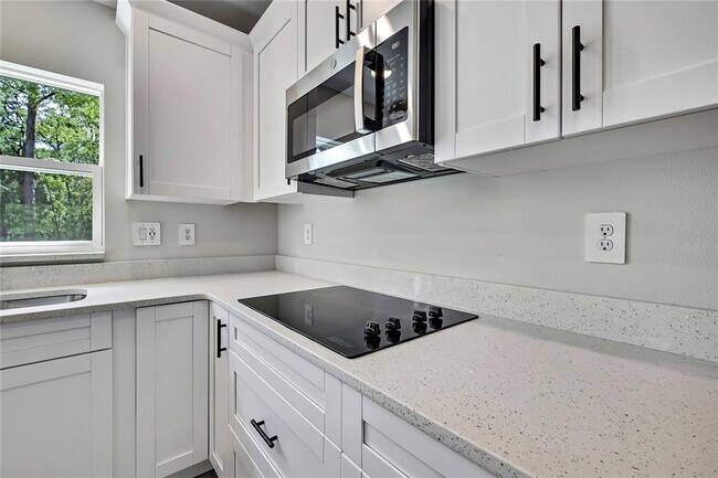 Photo - 6360 SW 156th St