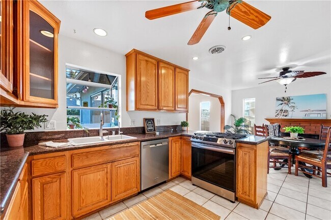 Photo - 6682 Alexandria Dr