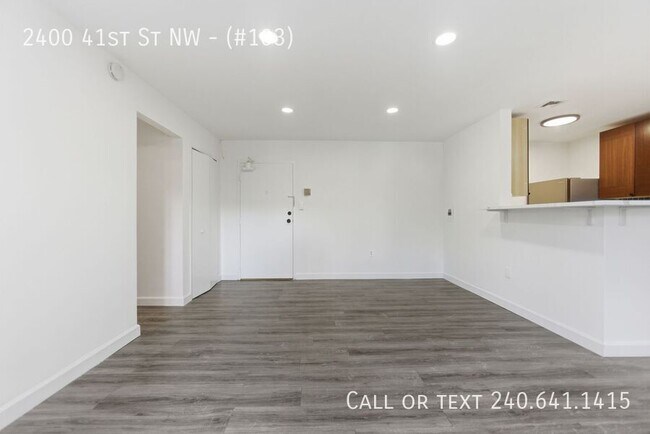Photo - 2400 41st St NW