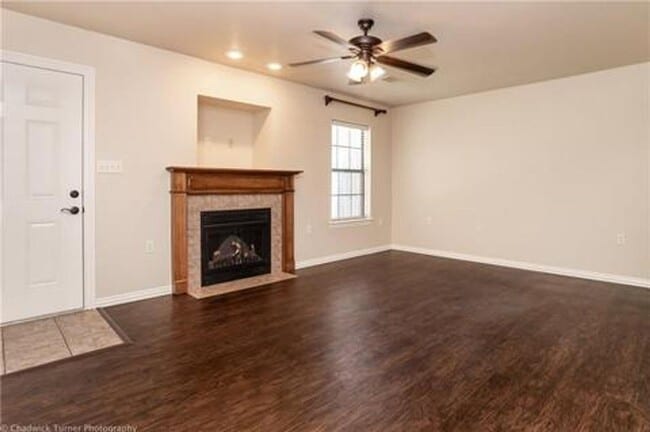 Photo - 2 Bedroom Condo 6 Minutes from UofA! Prime location in quiet neighborhood!