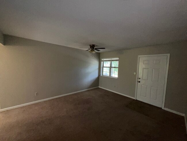 Photo - 1471 Bobolink Pl Unit Adennes II