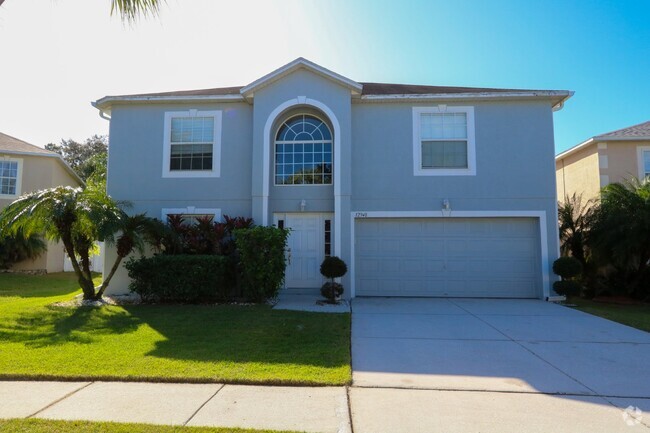 Building Photo - Beautiful 3000 sq ft two story home with ...