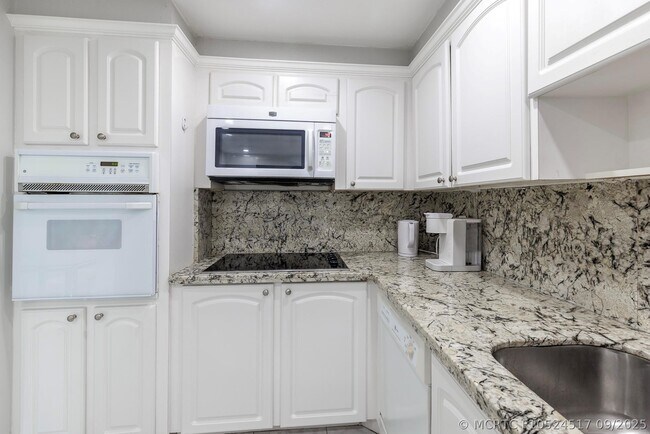 3801 S Ocean Dr Unit 10S