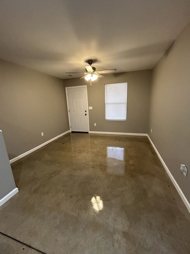 Photo - 518 E Monroe St Unit 518 E. Monroe Apt. A