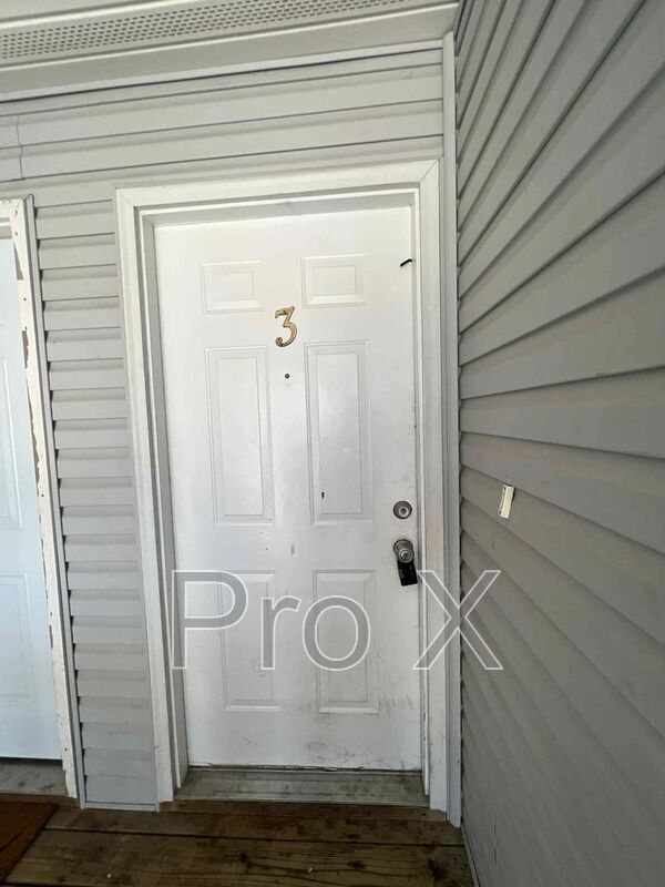 Photo - 2216 E 8th St
