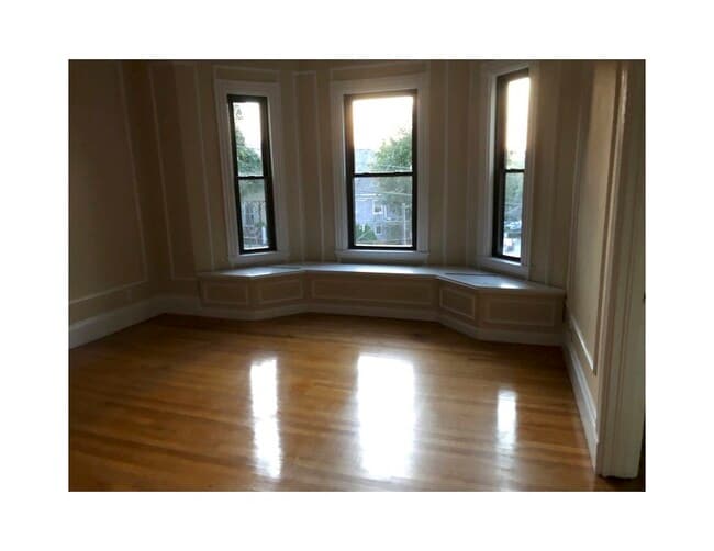 Photo - 40 Rockview St Unit 5