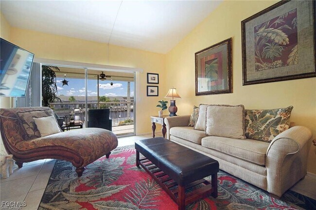 Photo - 4613 SE 5th Ave Unit 203