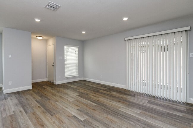 Photo - 2501 Windy Pine Ln