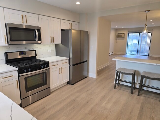 Photo - 10403 Dearlove Rd Unidad 4