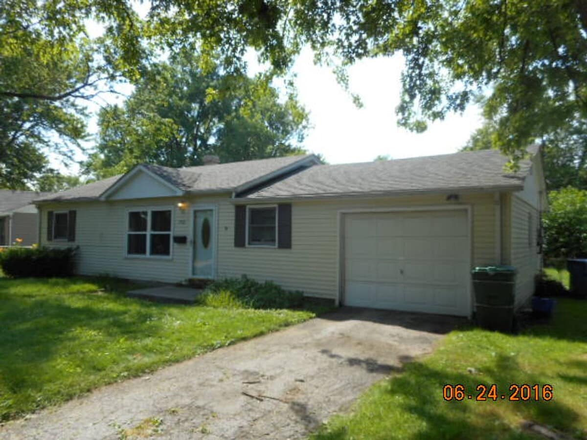 Photo - 7732 Birch Dr House