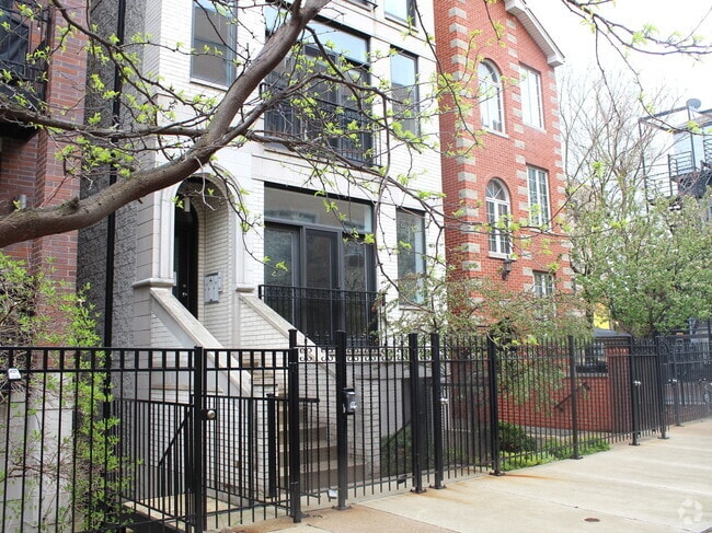 Building Photo - 1215 N Cleaver St Rental