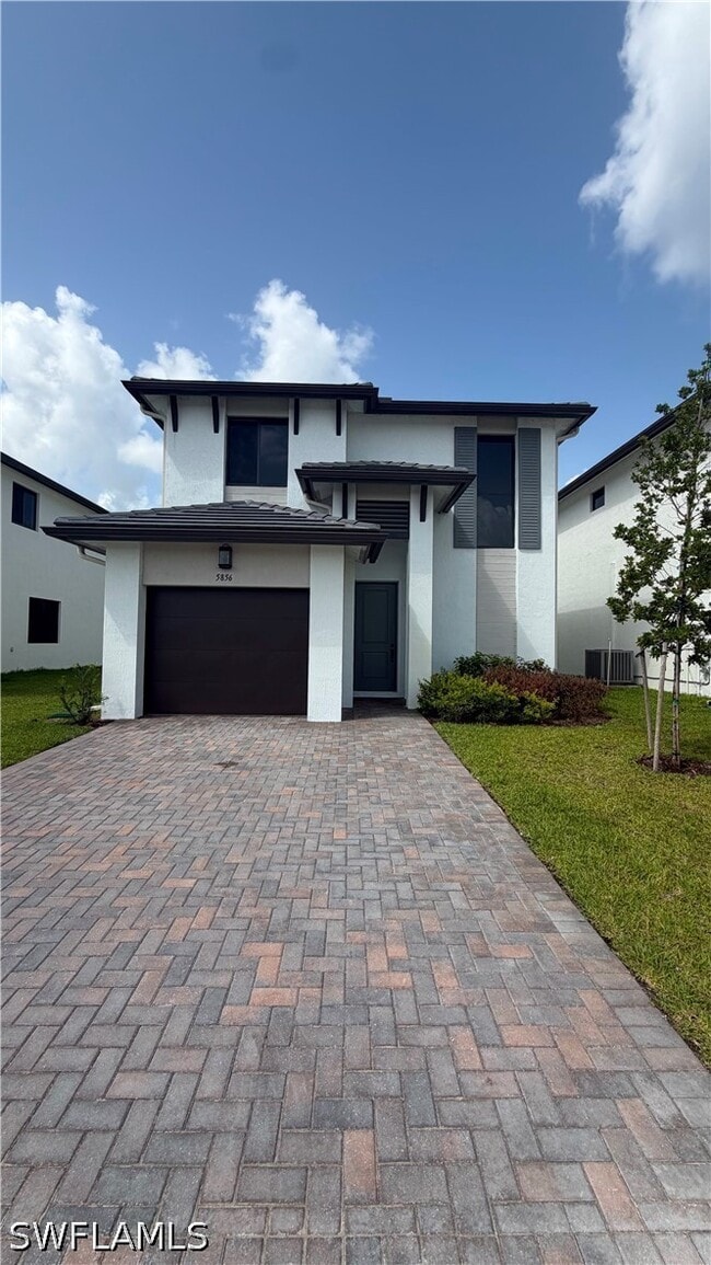 Building Photo - 5856 Agostino Way