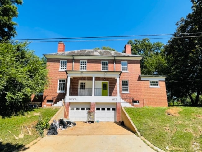 Building Photo - 502 N Thomas Rd Rental