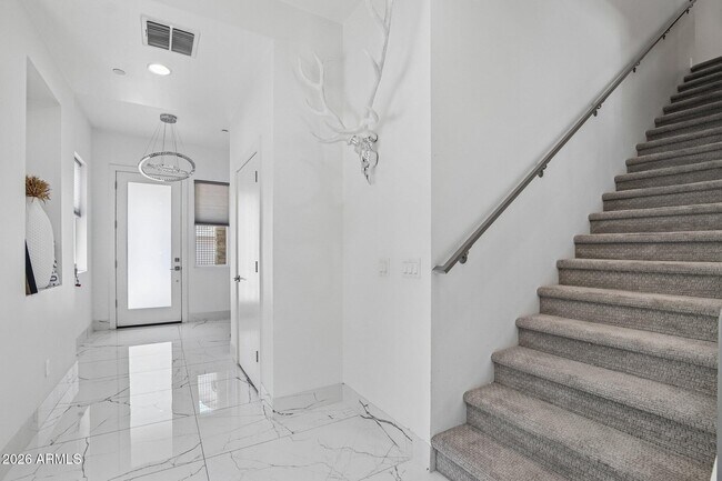 Photo - 3200 N 39th St