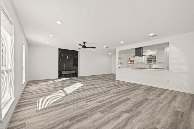 Photo - 11434 Loyola Dr