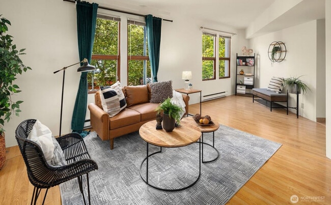 Photo - 2700 4th Ave Unidad 306