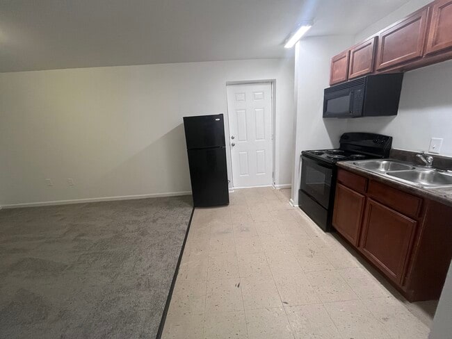 Kitchen - Villas of Hope Apartments