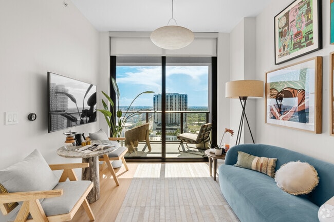 1BR, 1BA - 489SF - Living Room - Forma Miami