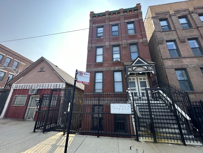 Photo - 1302 N Cleaver St Apartment Unit 1R